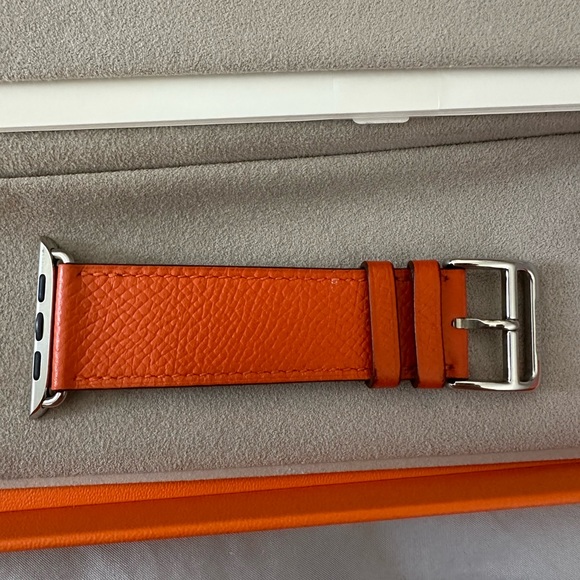 Hermes Apple Watch Band - Picture 5 of 6
